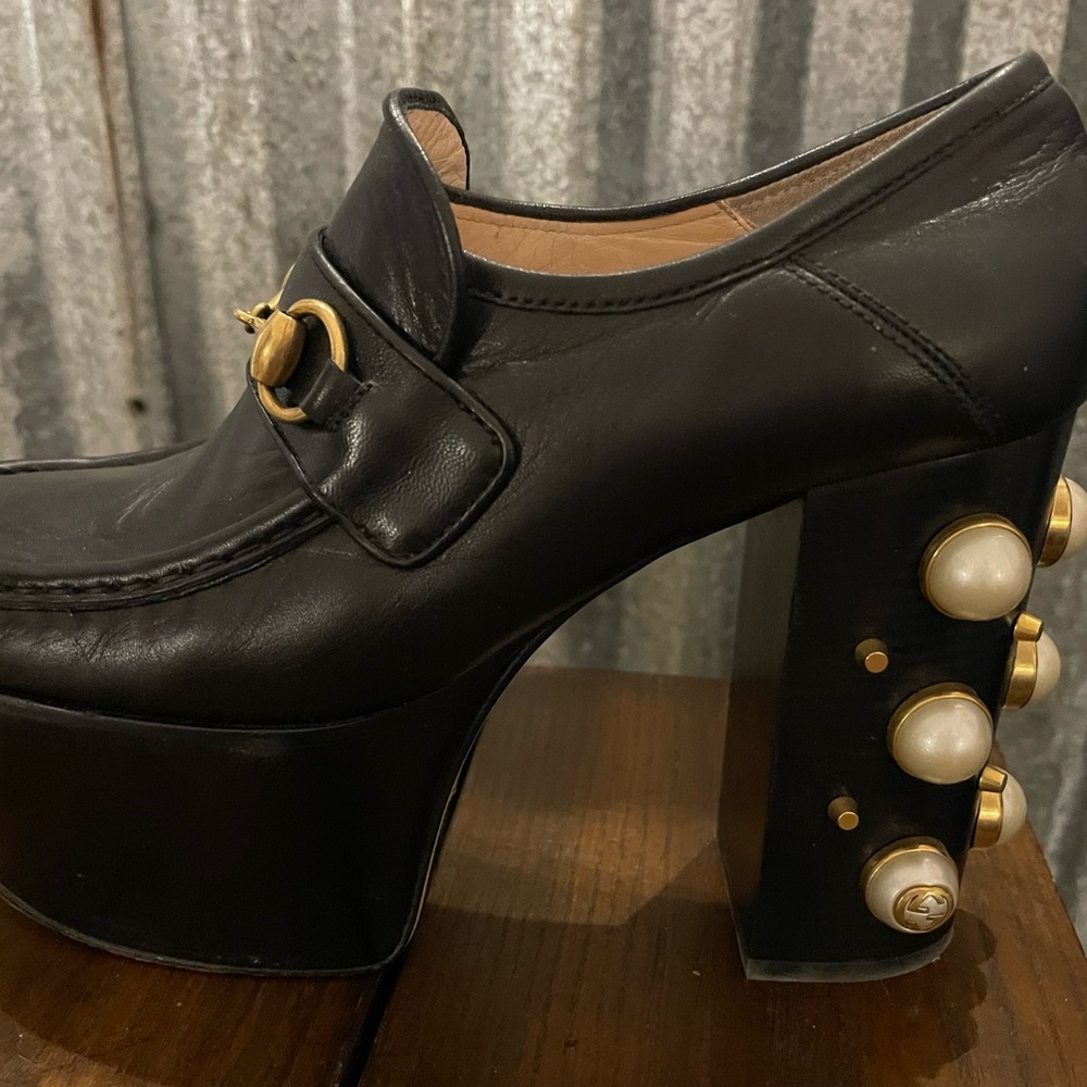 Gucci Black Platform Loafers with Gold and Pearl Accents - Picture 5 of 5